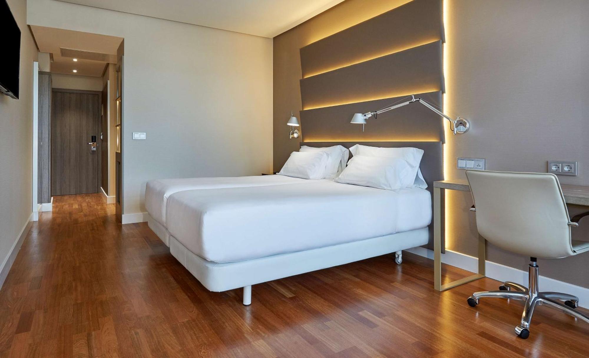 Nh Plaza De Armas Sevilla