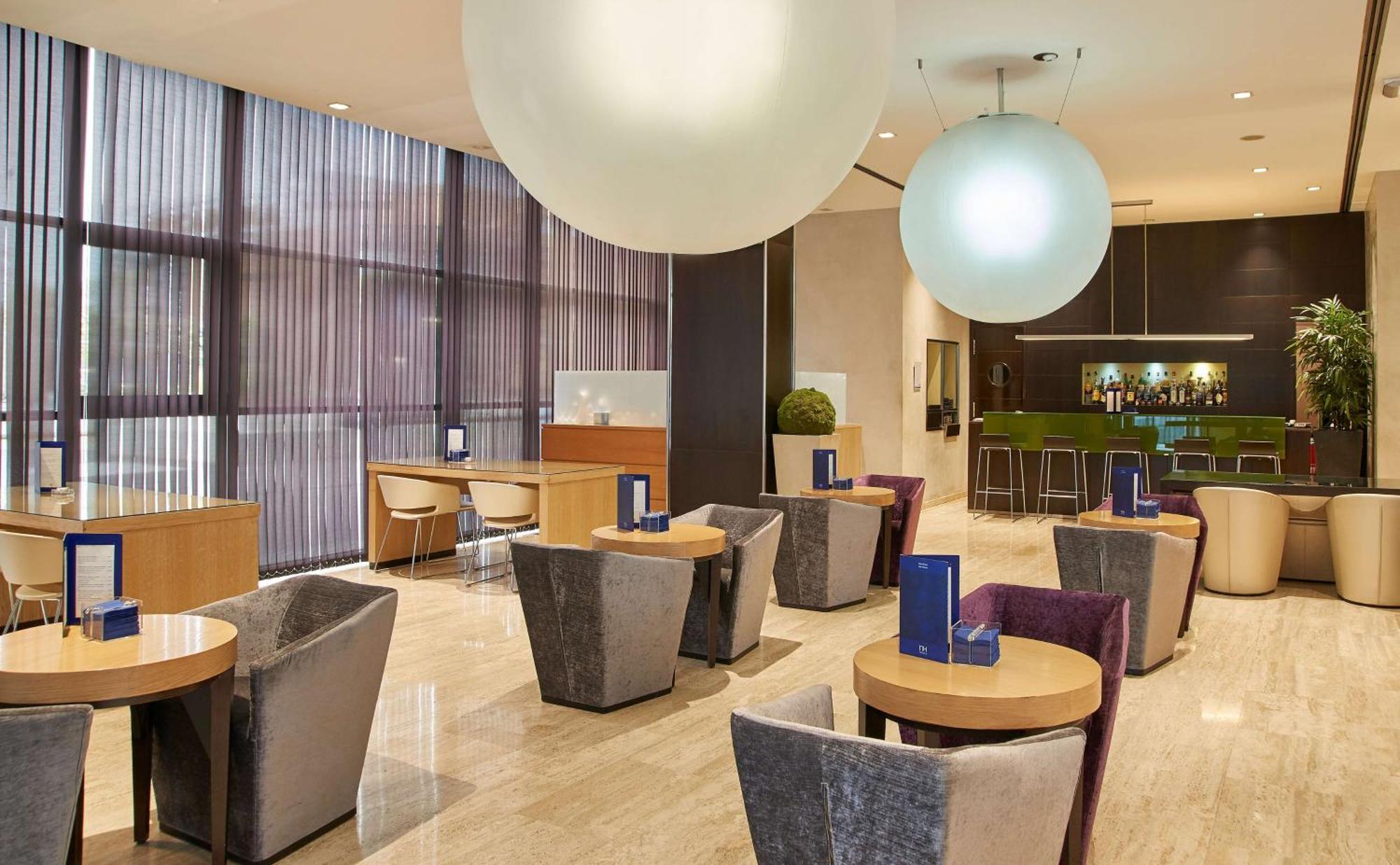 Nh Plaza De Armas Hotel Sevilla