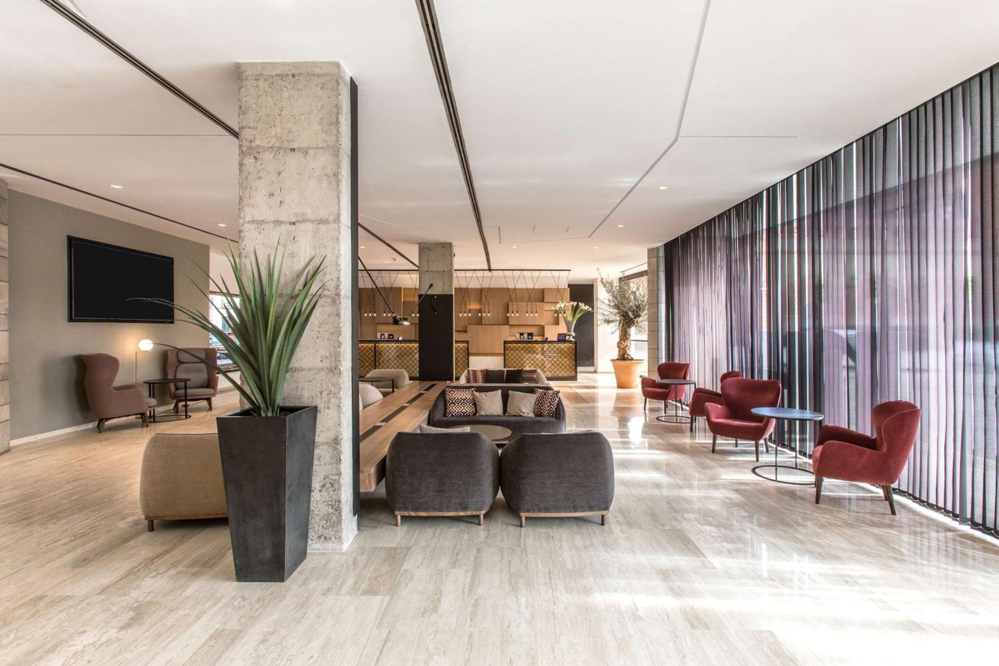 Nh Plaza De Armas Sevilla